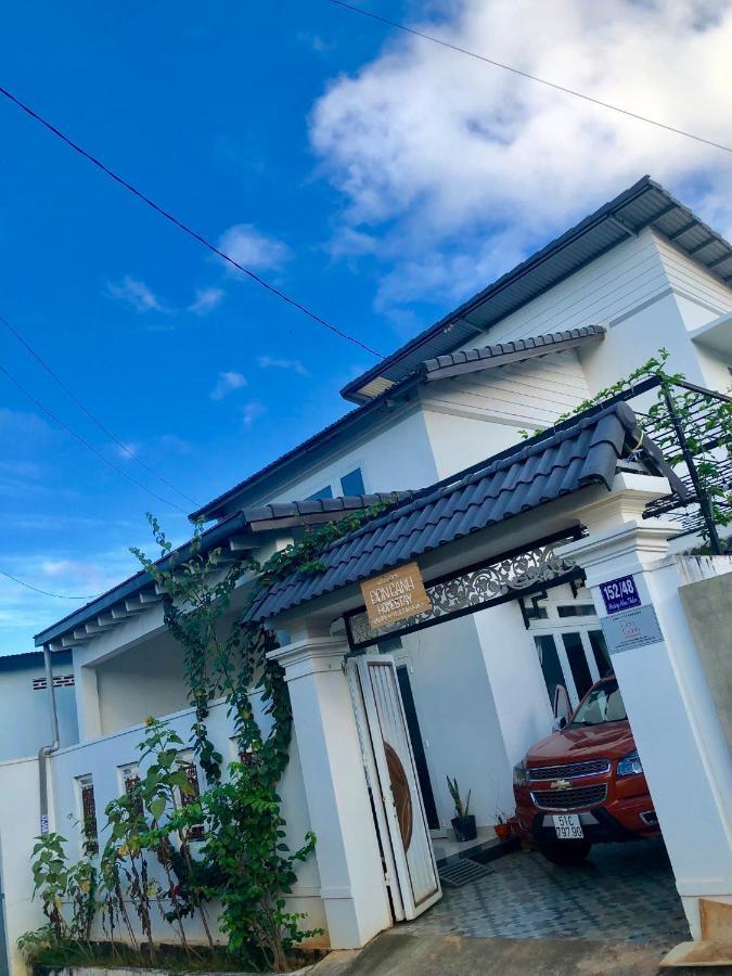 Đòn Gánh Homestay Buôn Ma Thuột Exterior foto